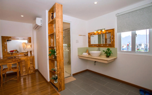 Rex Hotel and Apartment