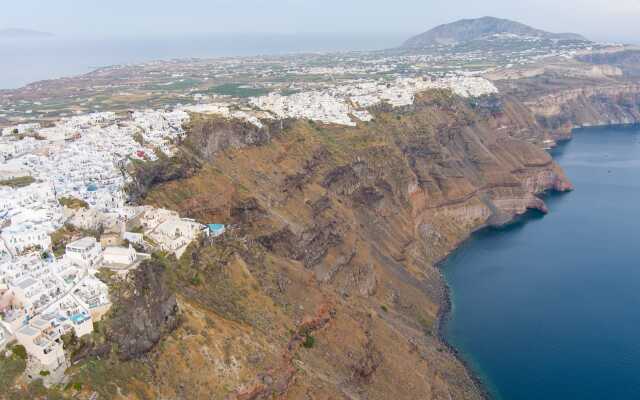 Anemos Cave Suites