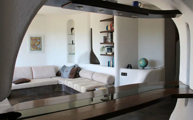 Hermitage-dahn Modern Retreat