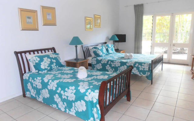 Daintree Wild Zoo & B&B
