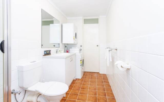 High Tor Apartment 6