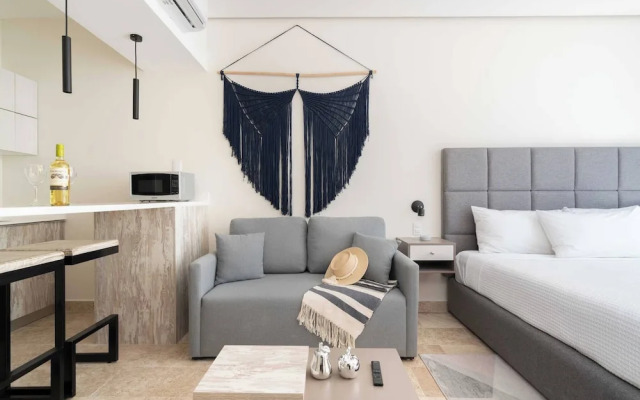 Practical and Cozy AZ Studio! Close to Everything!