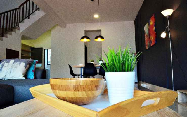 Desaru Cosy Homestay - near WaterPark, Beach, Rapid -Wifi, TVbox, Steamboat, BBQ Available