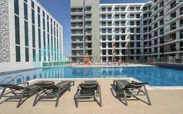 Bloomfields Cozy STU Laya Heights