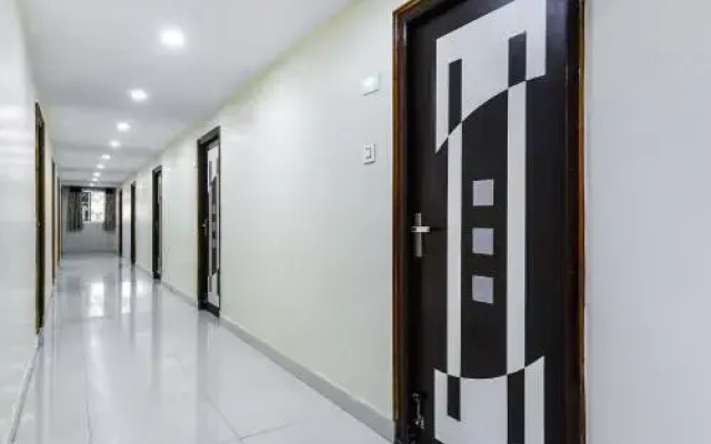 OYO 27635 Hotel Haripriya