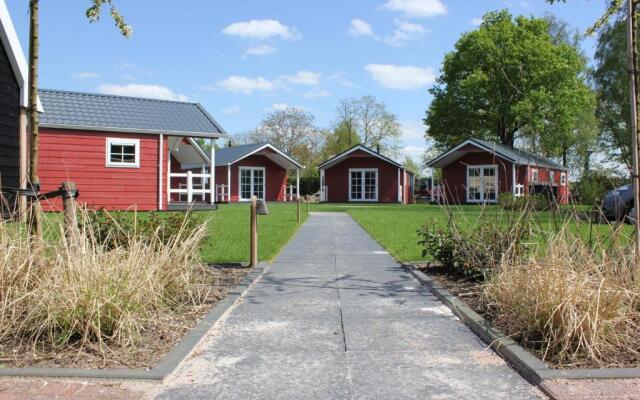 De Bijsselse Enk, Noors chalet 1