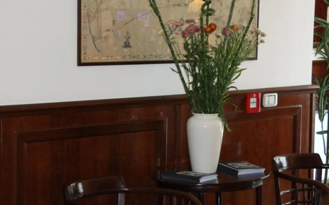 Hotel Regit