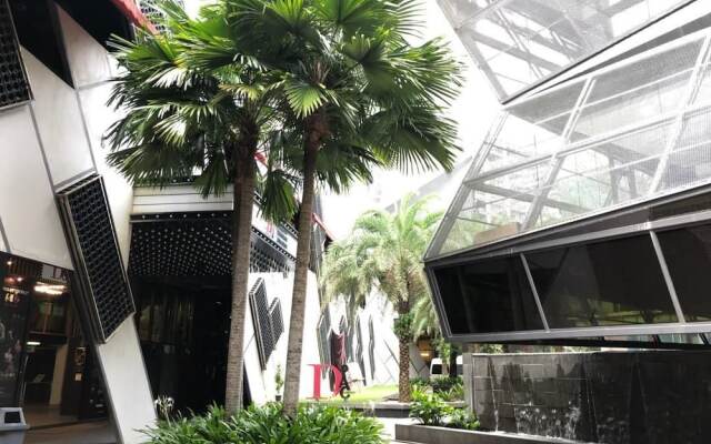 Minimalist Studio Empire Damansara