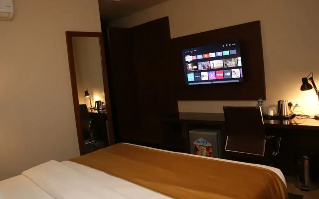 The Velvet Residence