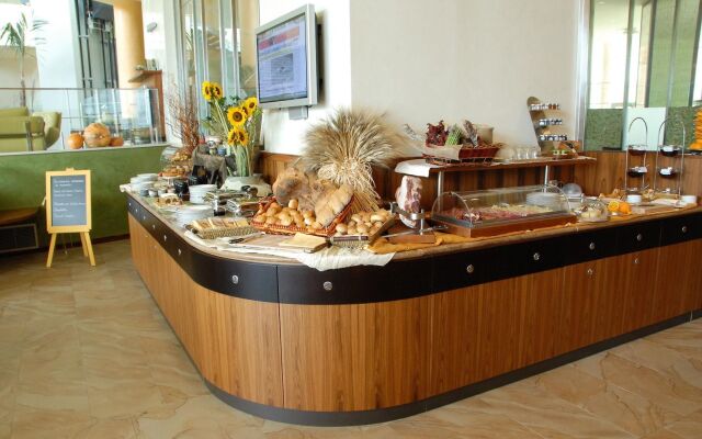 UNA HOTELS MH Matera