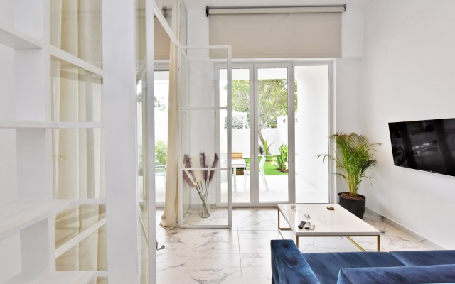 4 Elements Seaside Luxury Suites - Fire