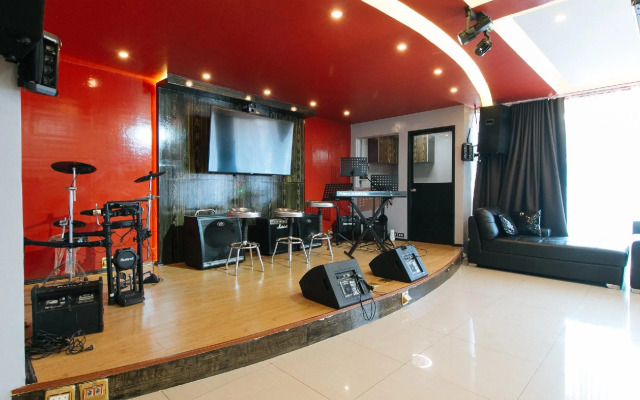 Walk Inn Hotel by Reddoorz
