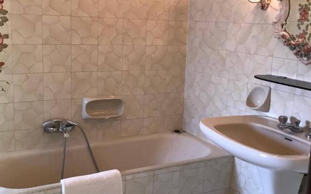 Kambal Penthouse