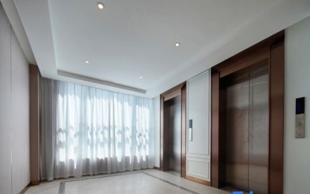 Vienna Hotel (Guangzhou Baiyun International Airport Terminal)