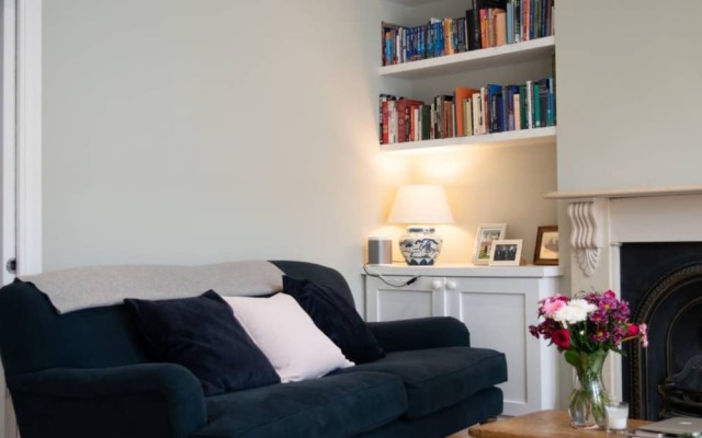3 Bedroom Family Home Next To Southfields