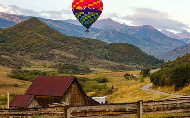 Seasons Four By Snowmass Vacations