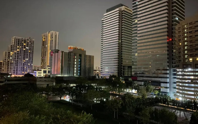 Rest at Ratchada Hotel