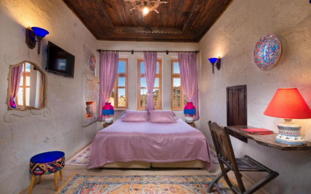 Cappadocia Splendid Cave Hotel