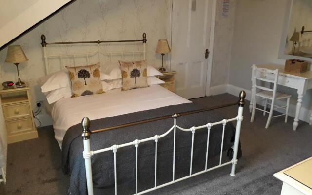 Denehurst Guest House