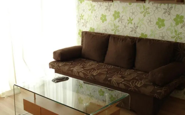 Pacific 3 Apartments