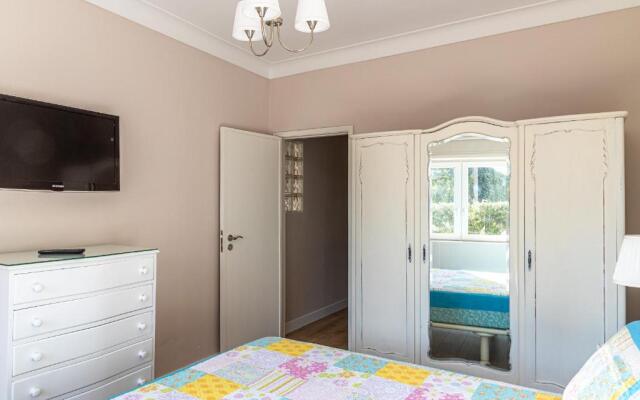 Casa das Rosas by MP