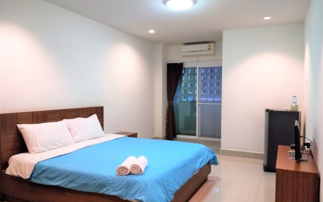Aung Pung Serviced Apartment