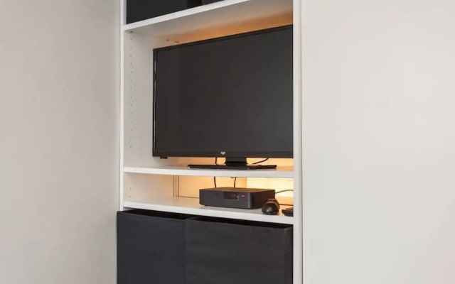 Cozy Private Studio at Redbridge