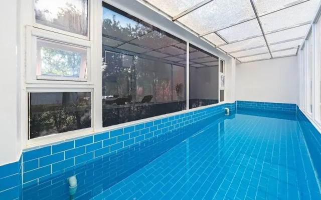Gyeongju Jullietapoolvilla&kidspension