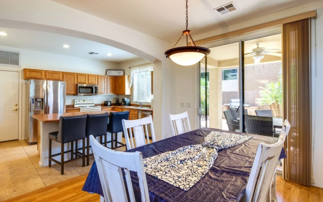 Beautiful Phoenix Home: Private Yard, Pool Access!