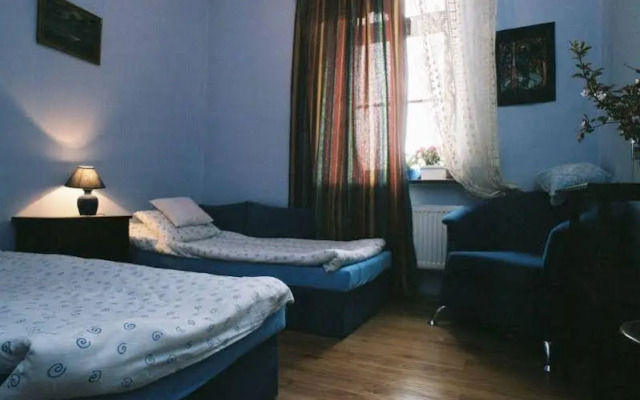 Piano Guest House