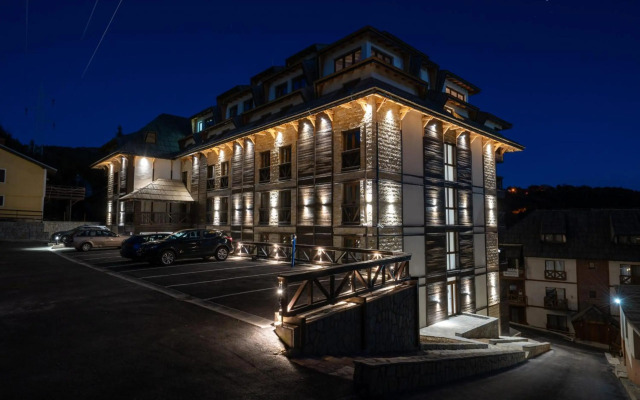 Studio 42 Zoned Kopaonik