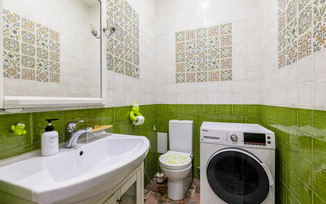 Apartment at Vishnevskogo Street