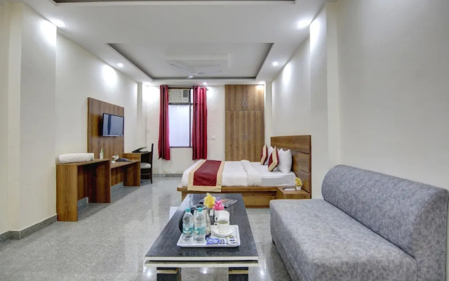 Hotel Premier Noida 135