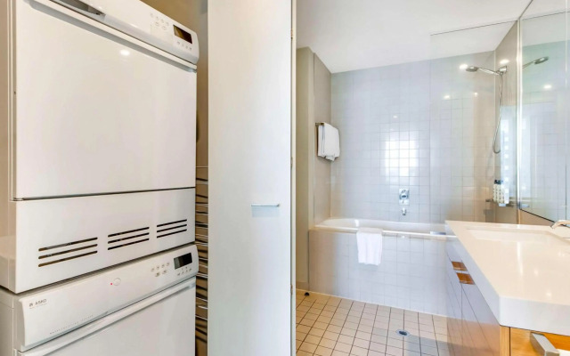 The Sebel Residences Melbourne Docklands Serviced Apartments