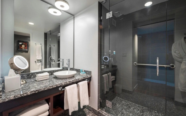 W Boston, a Marriott Hotel