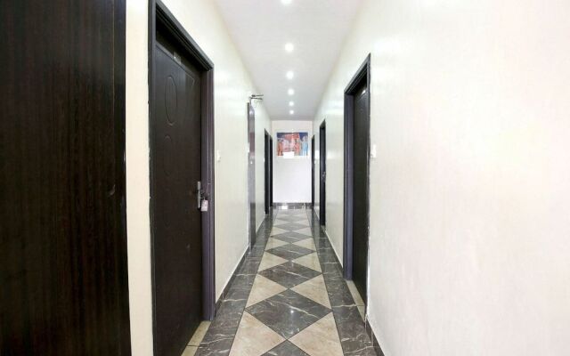 OYO 8766 Hotel DS Regency