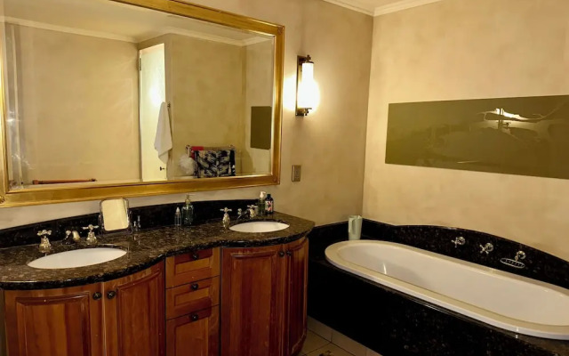 KMG Apartments x Michelangelo Towers 0705