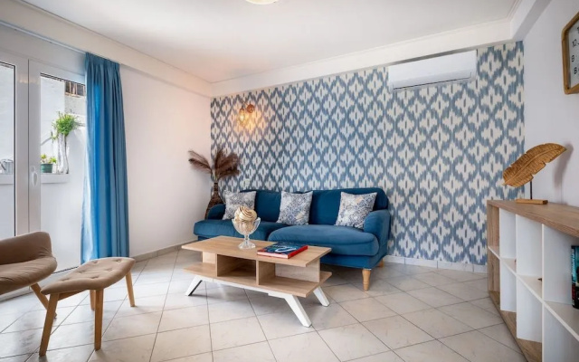 Vouliagmeni Stylish Homes by BluPine