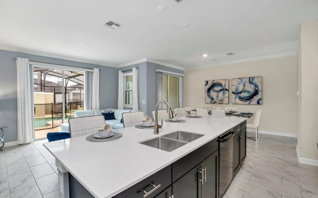 2861SMILE, Kissimmee, US