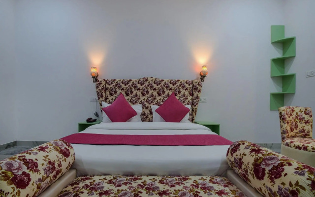 Shiv Villa By OYO Rooms