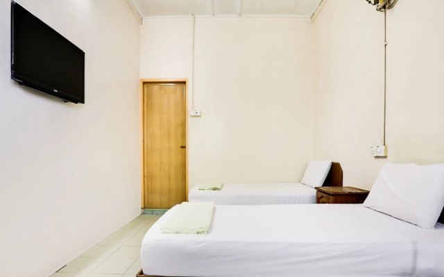 SPOT ON 89626 Hotel Dinar