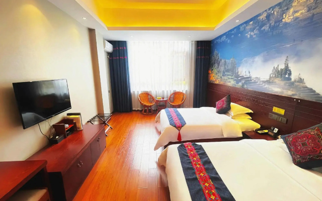 Mijng Qiyuan Minority Theme Hotel