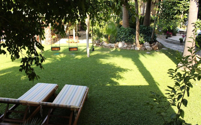 Nirvana Apart Hotel