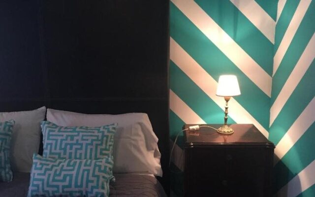 Defensa 821 Bed & Breakfast