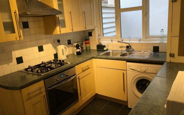 Spacious 1 Bedroom Flat In Hanover