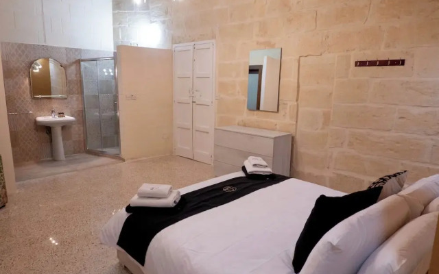 Surwig Gozitan Villa & Pool