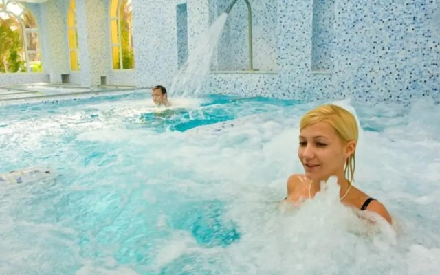 Paradis Palace