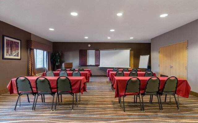 Comfort Inn & Suites