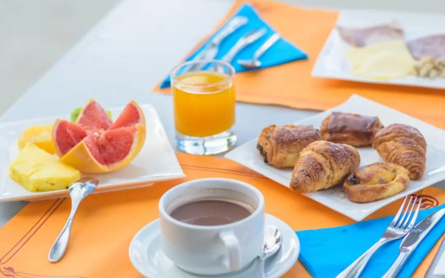 Hotel Arawak Beach Resort