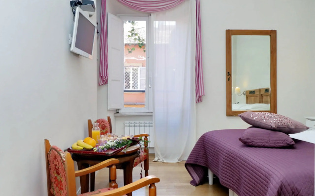 Amaranto Romano Hotel